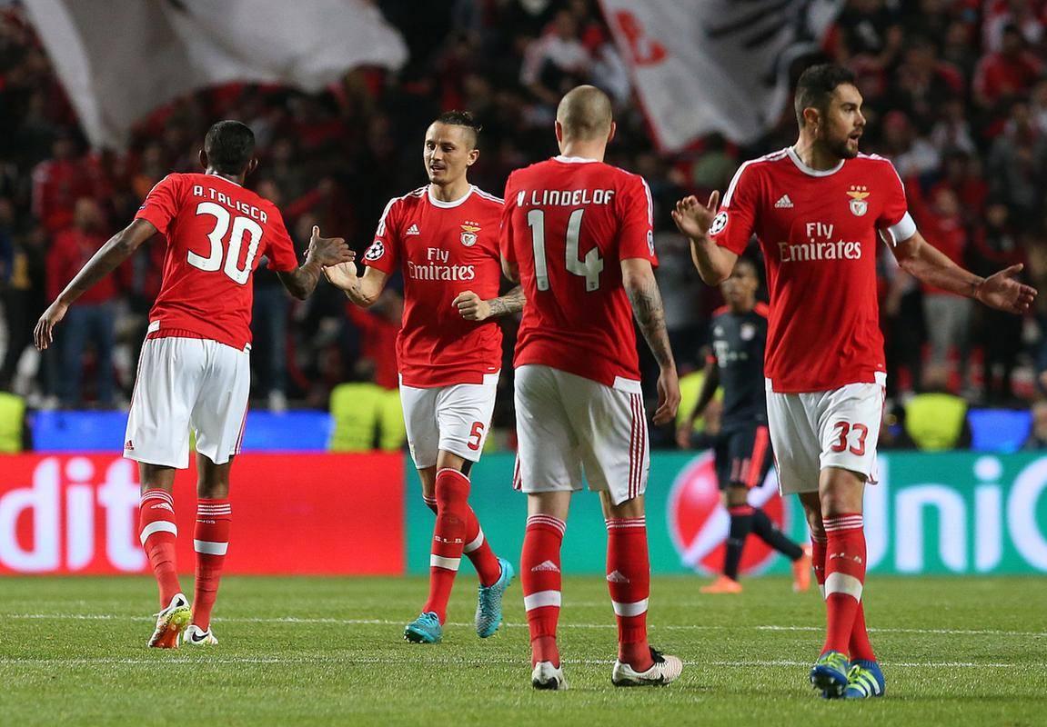 金年会官方网站-转折点埃因霍温状态回暖；葡超转会期攻防权衡；球迷炸锅；赛程密集仍需轮换