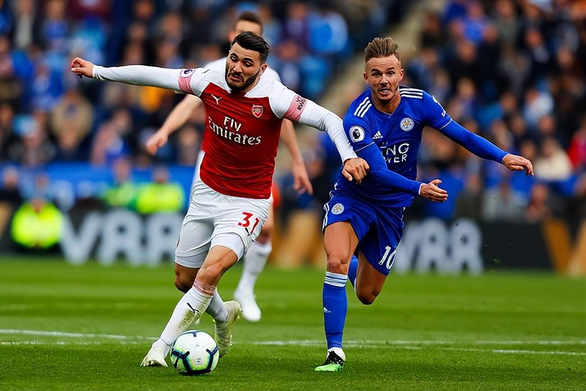 转折点埃因霍温状态回暖；葡超转会期攻防权衡；球迷炸锅；赛程密集仍需轮换