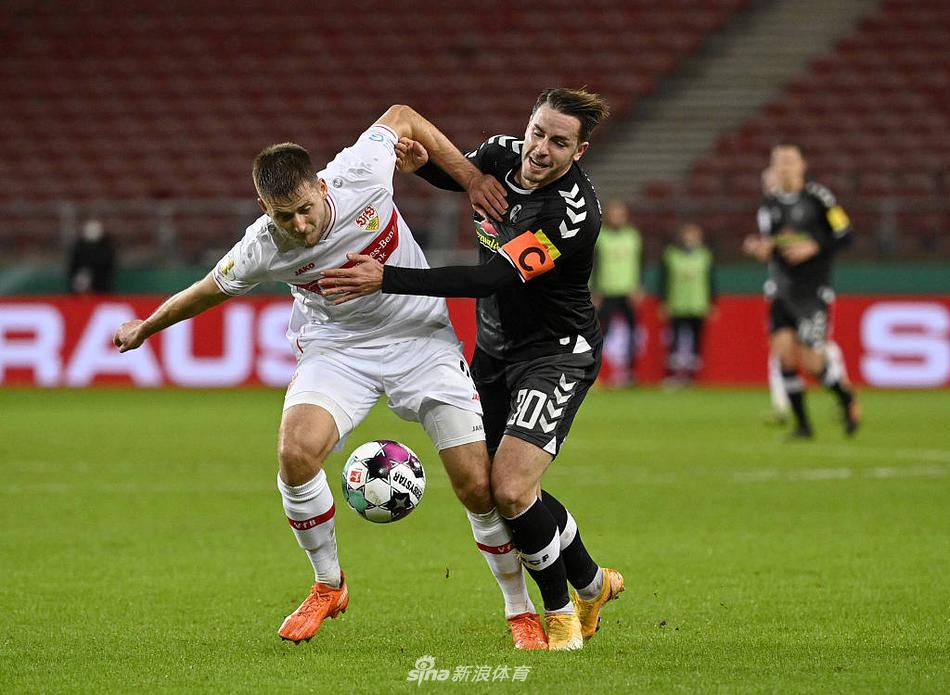 加时末段体能课后；斯图加特单刀错失备战法甲；悬念犹存；训练强度明显提升